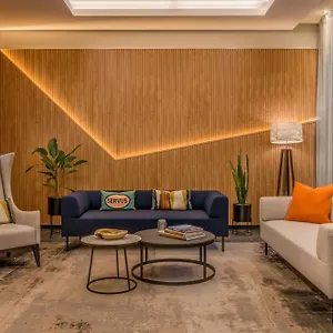 Courtyard By Marriott Center Отель